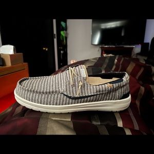 Hey dudes mens 13 brand new never wore